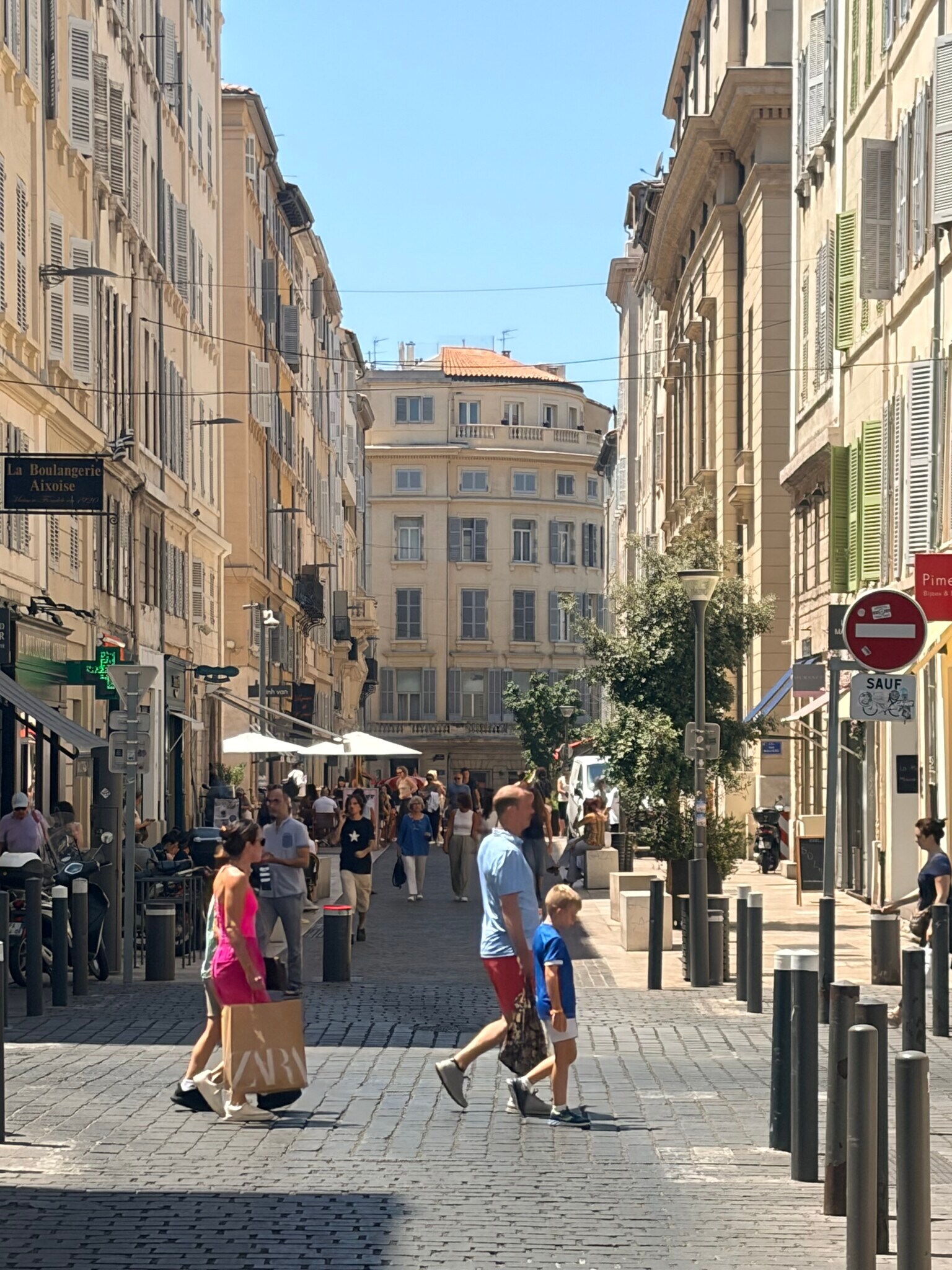 Rue Francis Davso, Marseille à louer Photo du bâtiment- Image 1 de 3