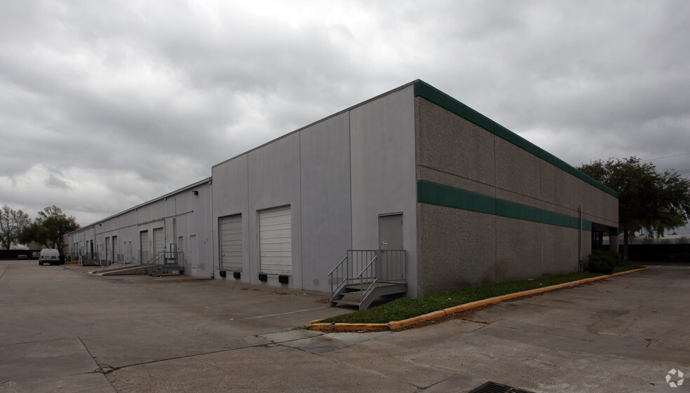 14850 Woodham Dr, Houston, TX for lease - Building Photo - Image 3 of 3