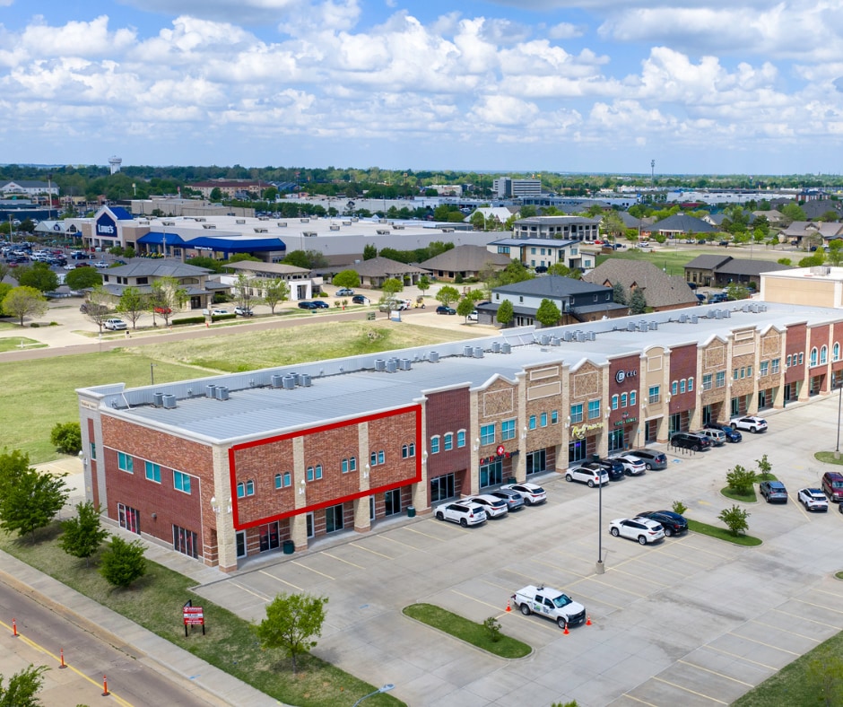 480 24th Ave NW, Norman, OK à louer Photo intérieure- Image 1 de 8