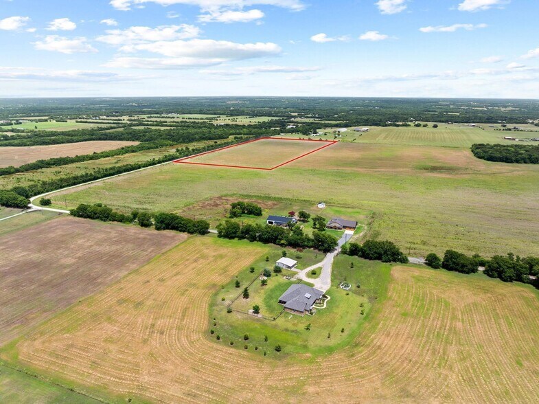 47.092 Acres Bucksnort Road, Van Alstyne, TX for sale - Primary Photo - Image 1 of 9