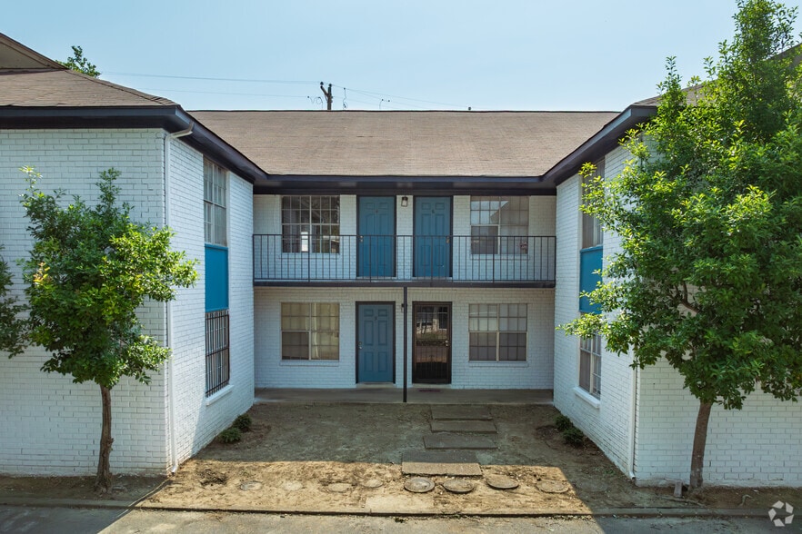 3467-3469 Southern Ave, Memphis, TN for sale - Building Photo - Image 3 of 16