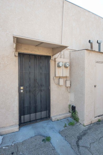 4328-4330 Maine Ave, Baldwin Park, CA à vendre - Photo du bâtiment - Image 3 de 4