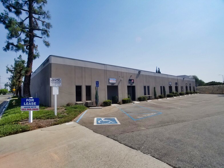 20014-20032 State Rd, Cerritos, CA à louer - Photo du bâtiment - Image 3 de 36