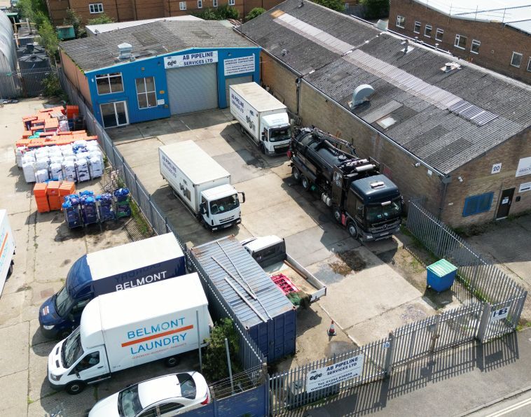 Blackwater Way, Aldershot à louer Photo du bâtiment- Image 1 de 2