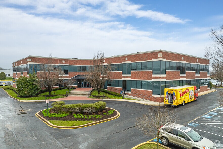 1352 Marrows Rd, Newark, DE à louer - Photo du bâtiment - Image 1 de 5
