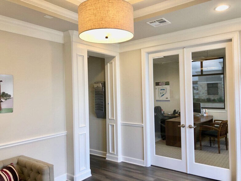 5501 Cabrera Dr, Sugar Land, TX à louer - Photo intérieure - Image 2 de 12