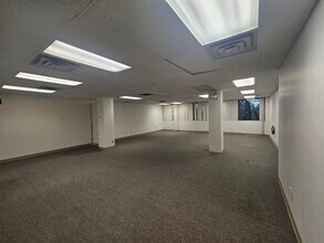 3920 Norland Ave, Burnaby, BC for lease Building Photo- Image 2 of 3