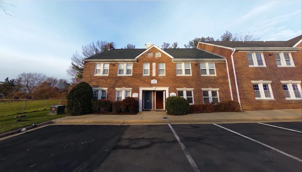 2102 Gallows Rd, Vienna, VA for sale - Building Photo - Image 1 of 1