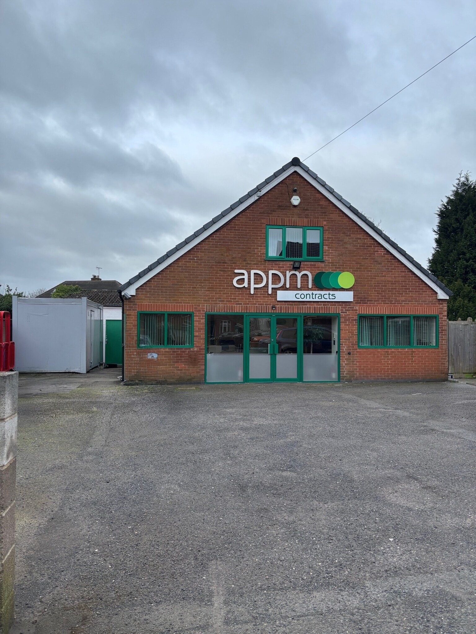 305 Ashby Rd, Coalville for sale Building Photo- Image 1 of 7