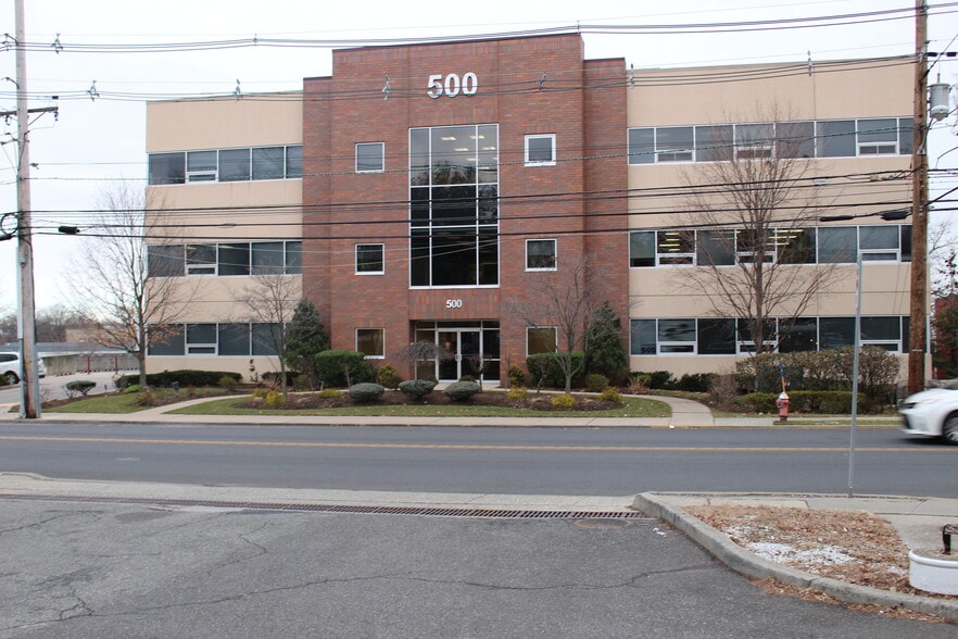500 Grand Ave, Englewood, NJ for lease - Primary Photo - Image 1 of 6