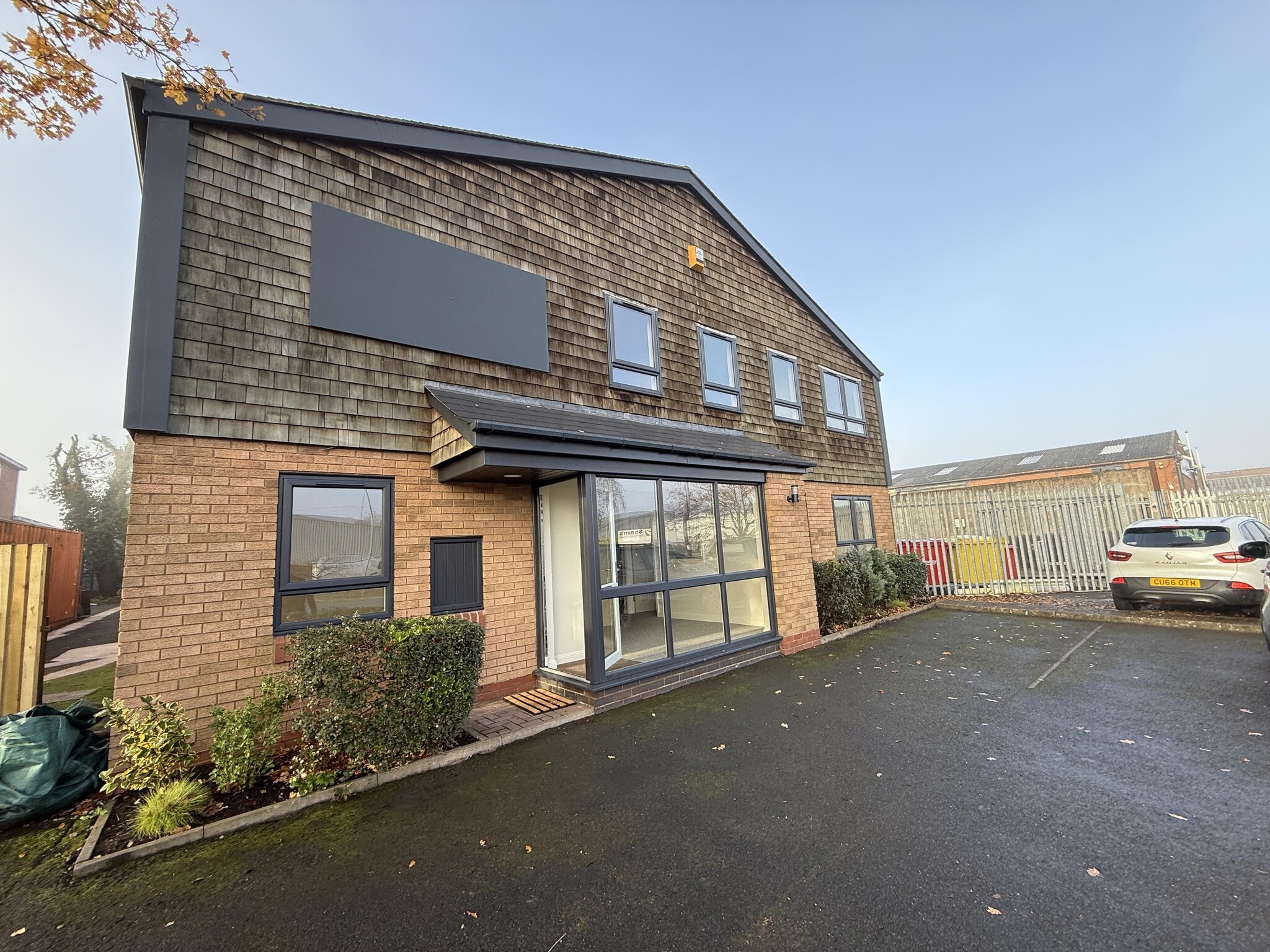 9 The Park Spring Ln S, Malvern for lease Building Photo- Image 1 of 10