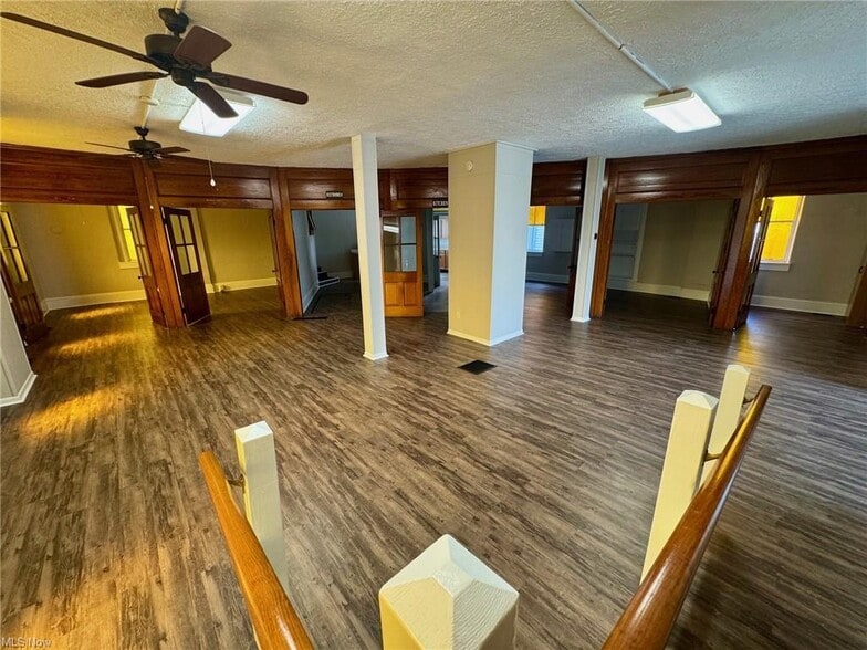 73 S 9th St, Mcconnelsville, OH à vendre - Photo du bâtiment - Image 3 de 17