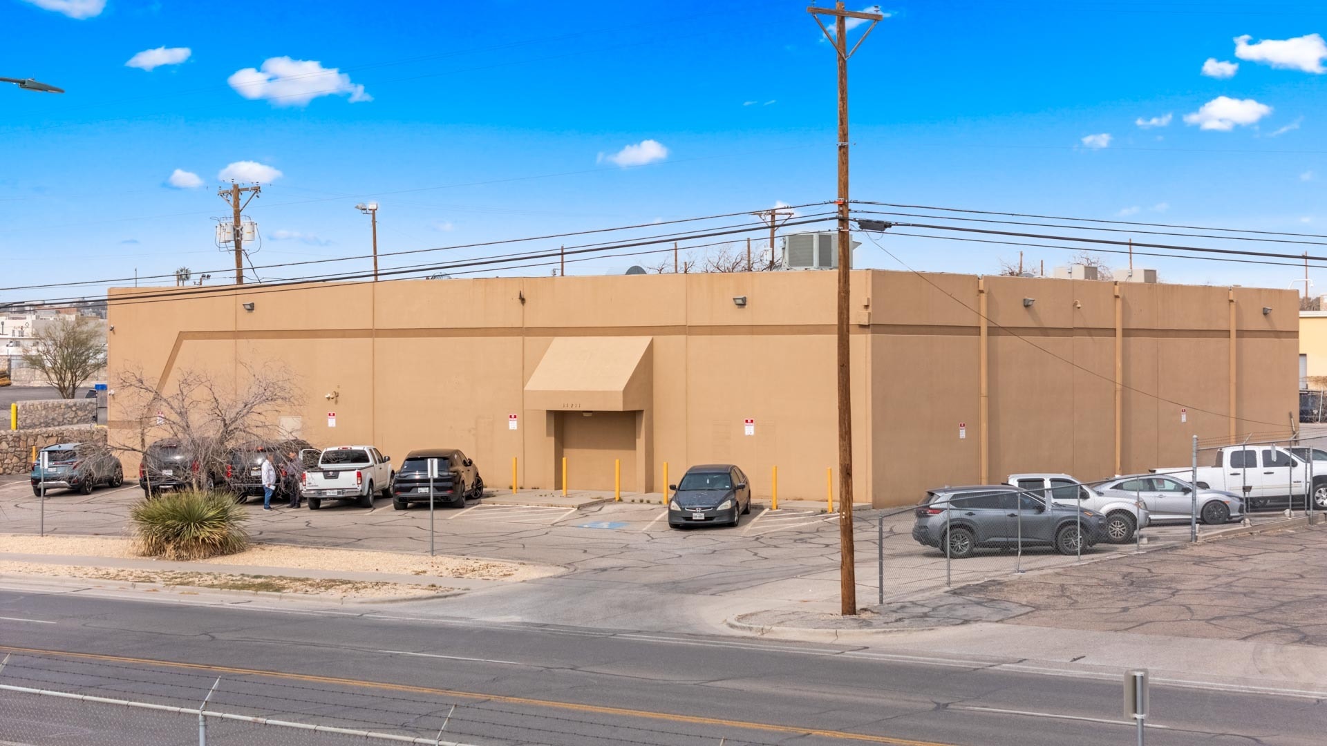 11211 Pellicano Dr, El Paso, TX for sale Primary Photo- Image 1 of 13