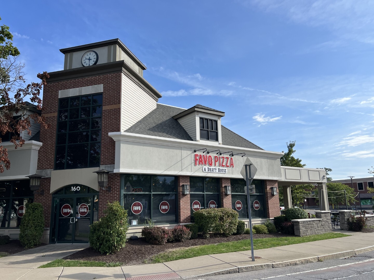 160-190 Main St, East Aurora, NY for lease Primary Photo- Image 1 of 6