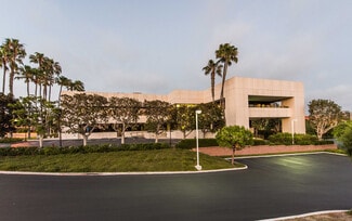 Plus de détails pour 1100 Newport Center Dr, Newport Beach, CA - Bureau à louer
