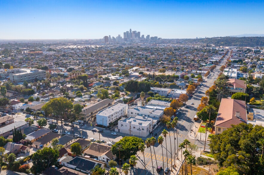 3532 Broadway, Los Angeles, CA à louer - Aérien - Image 3 de 12