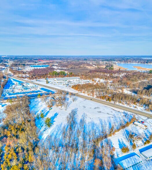 5472 S Meridian Rd, Jackson, MI à vendre - Photo du bâtiment - Image 2 de 4