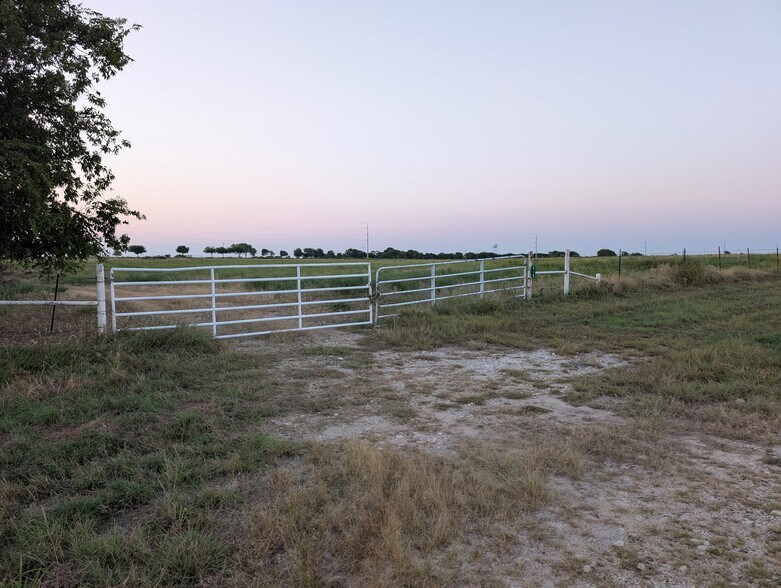 681 US-77, Hillsboro, TX à vendre - Photo du bâtiment - Image 2 de 5