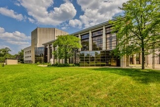 Plus de détails pour 901-934 Center St, Elgin, IL - Soins de santé à vendre