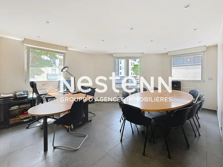 Bureau dans Bron à vendre - Photo intérieure - Image 3 de 10