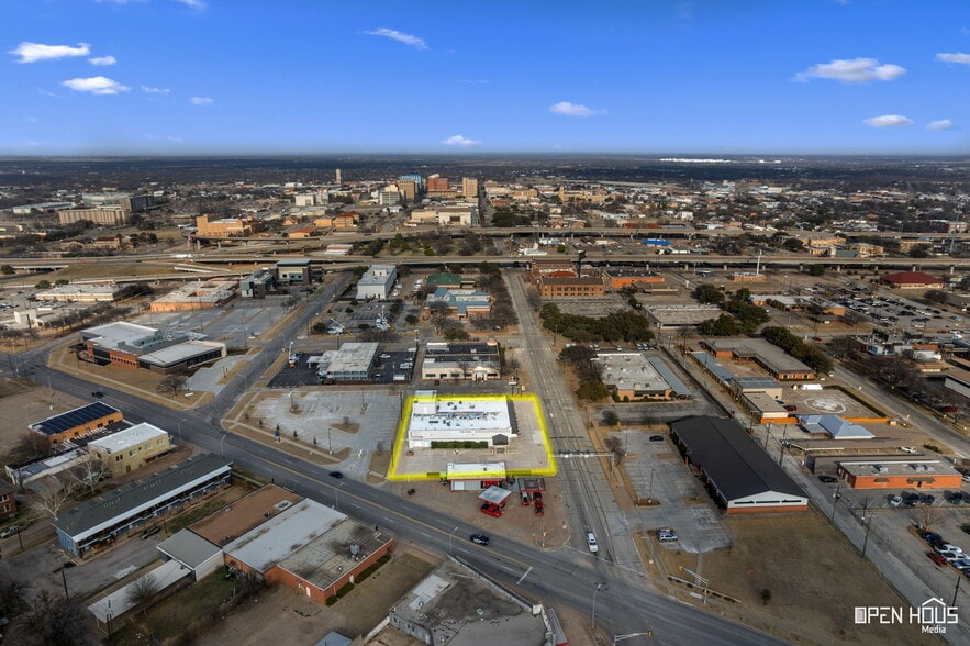 1612 9th St, Wichita Falls, TX for sale - Primary Photo - Image 1 of 10