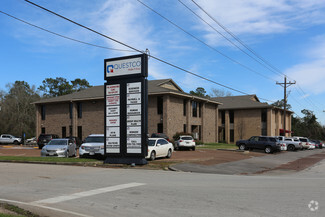 More details for 100 Commercial Circle – Office for Sale, Conroe, TX