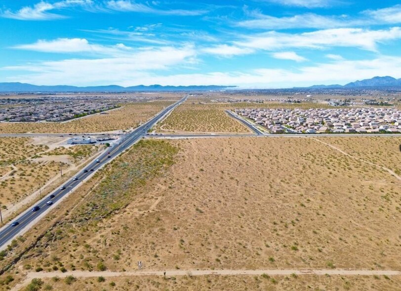 US HIGHWAY 395 ( X St. Bear Valley Rd.) Hwy, Victorville, CA à vendre - Photo du bâtiment - Image 3 de 4
