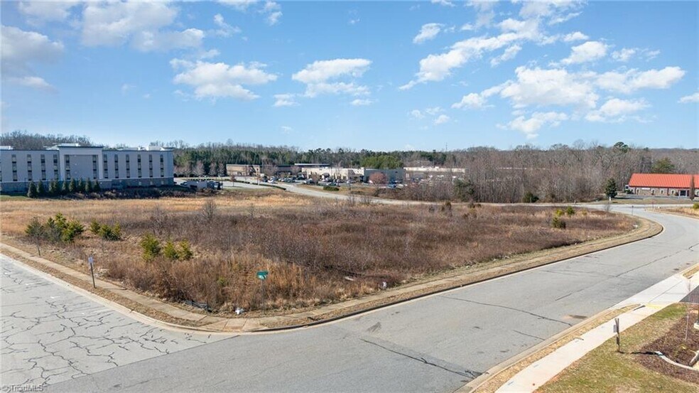 Hampton Plaza Rd, Kernersville, NC à vendre - Autre - Image 2 de 10