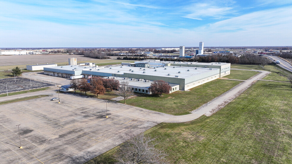 1800 Robertson Rd, Moberly, MO for sale - Building Photo - Image 1 of 11