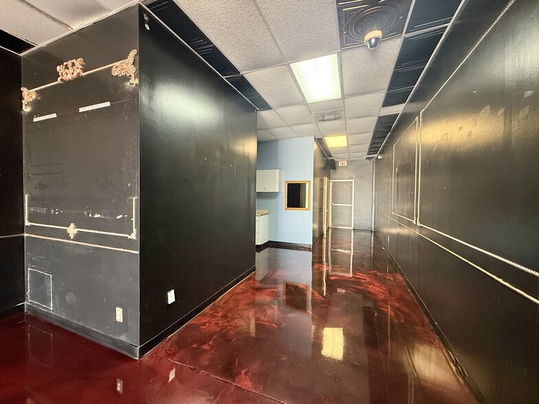 12637-12641 Westheimer Rd, Houston, TX à louer - Photo du bâtiment - Image 3 de 10