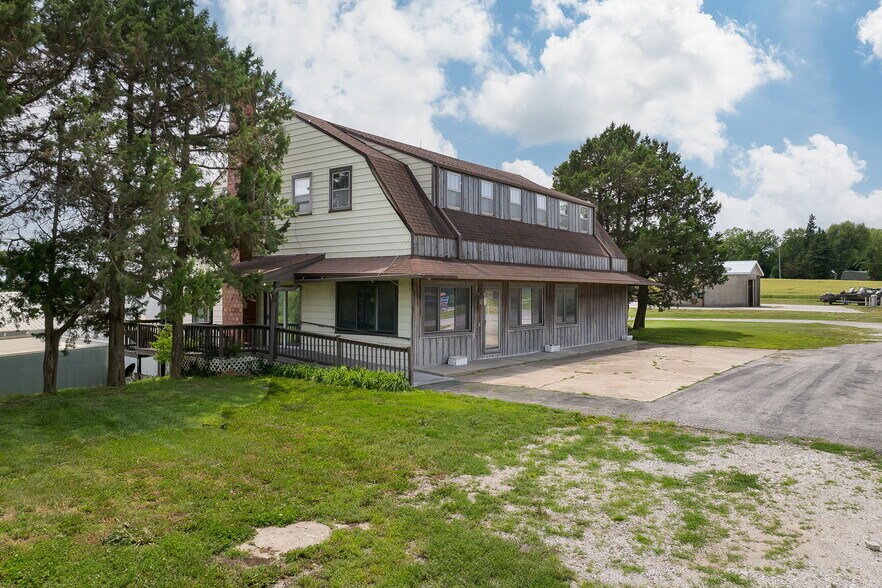 802 E Nodaway St, Oregon, MO à vendre - Photo du bâtiment - Image 3 de 62