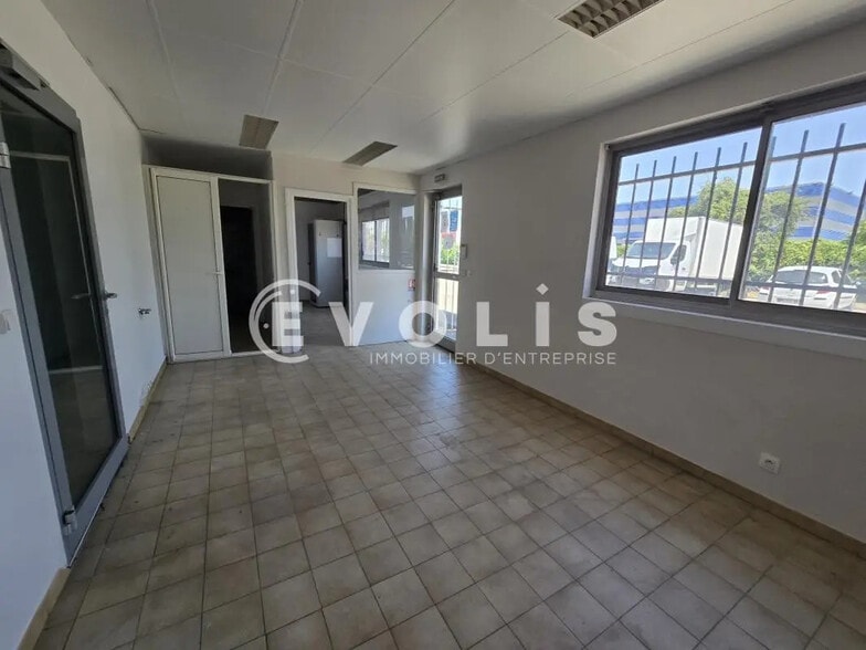 Bureau dans Wissous à louer - Photo intérieure - Image 2 de 8