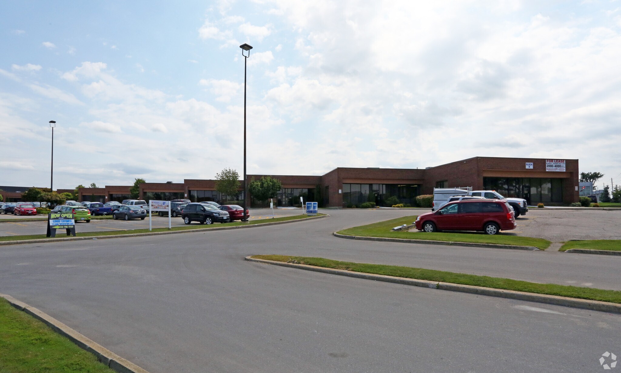 650 Woodlawn Rd W, Guelph, ON for sale Primary Photo- Image 1 of 1