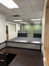 420 Hill Ave, Aurora, IL for lease Interior Photo- Image 2 of 12