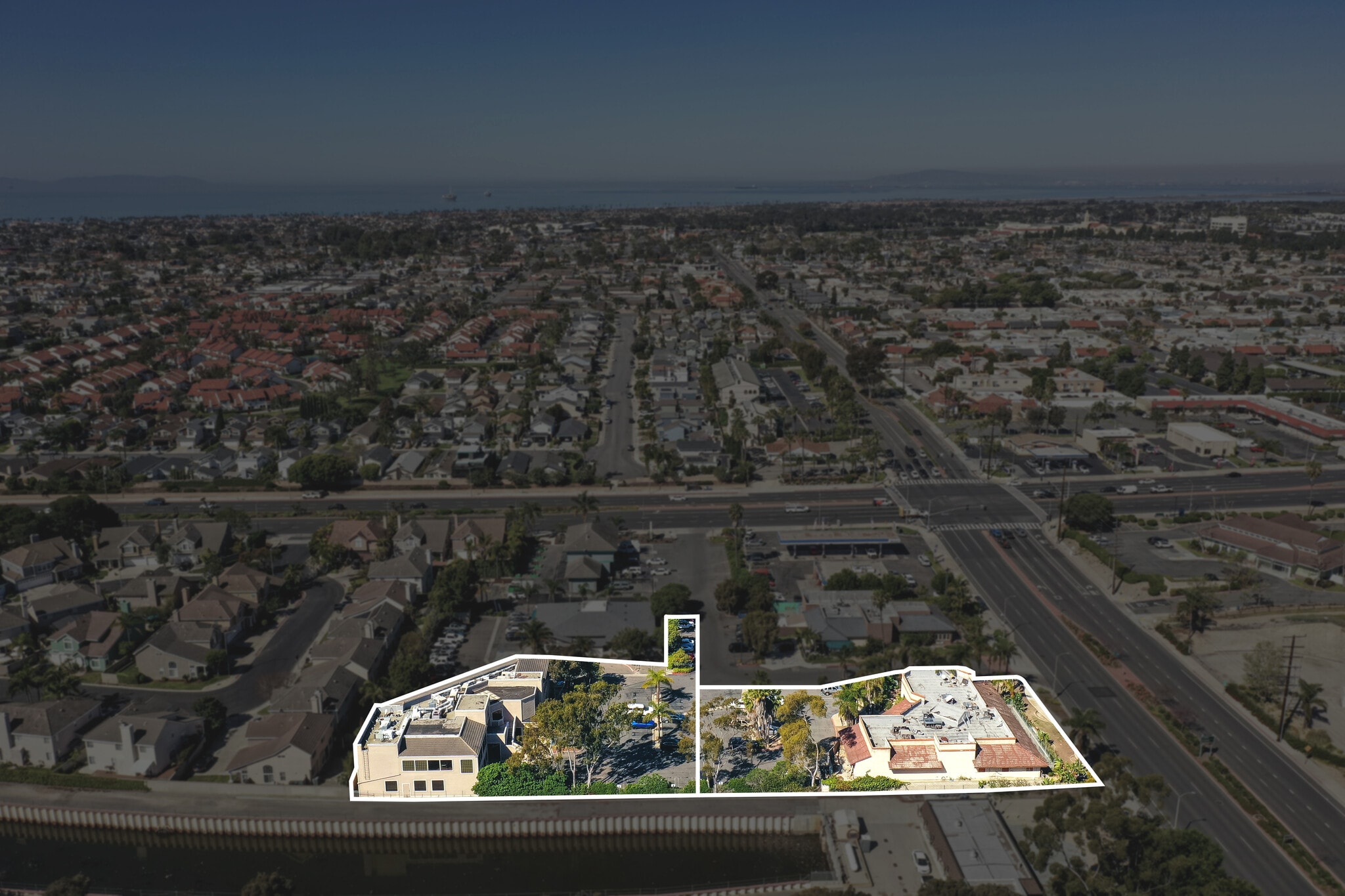 Huntington Beach Portfolio Opportunity portfolio of 2 properties for sale on LoopNet.ca Building Photo- Image 1 of 14