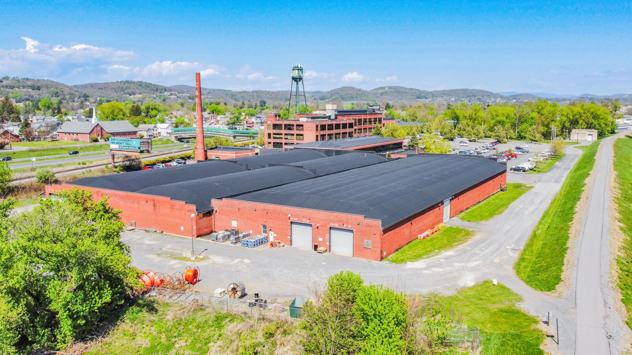 1000 Commerce Park Dr, Williamsport, PA for lease Building Photo- Image 1 of 9