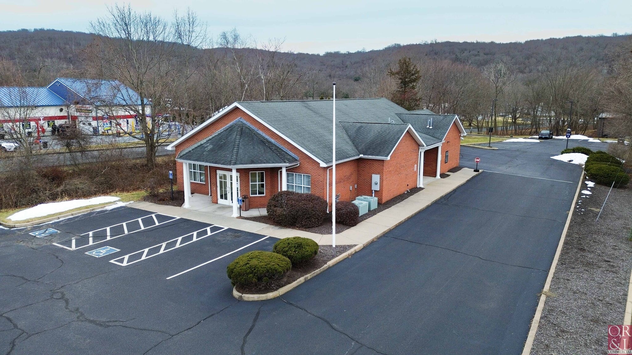 1009 New Haven Rd, Naugatuck, CT for sale Primary Photo- Image 1 of 24