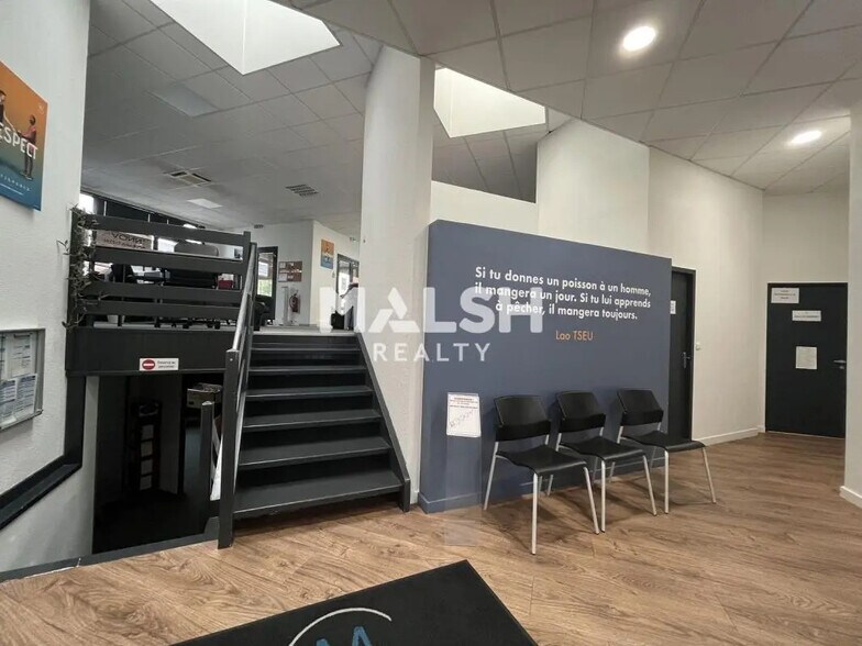 Bureau dans Bron à louer - Photo intérieure - Image 3 de 15