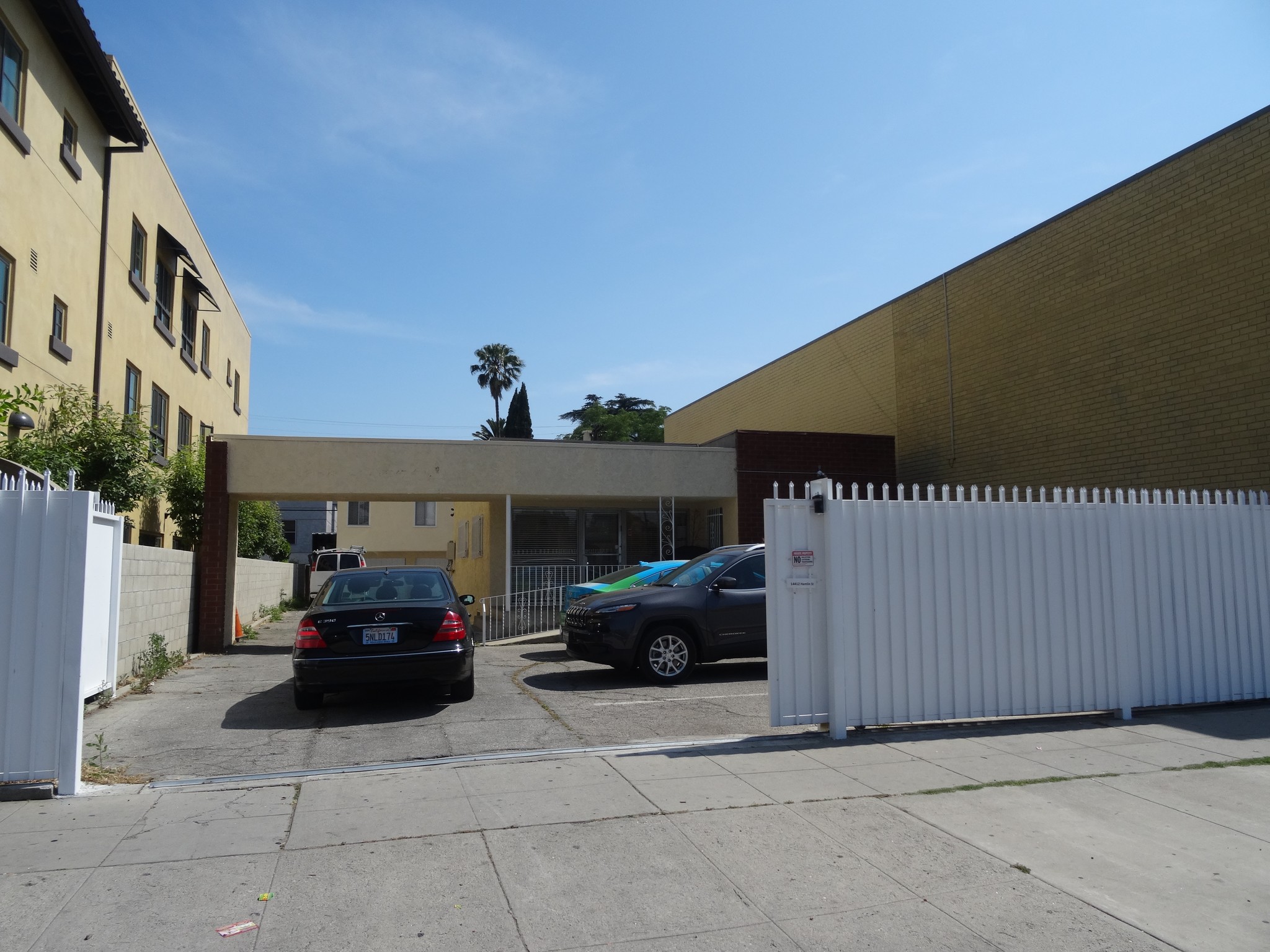 14410-14412 Hamlin St, Van Nuys, CA for sale Building Photo- Image 1 of 1