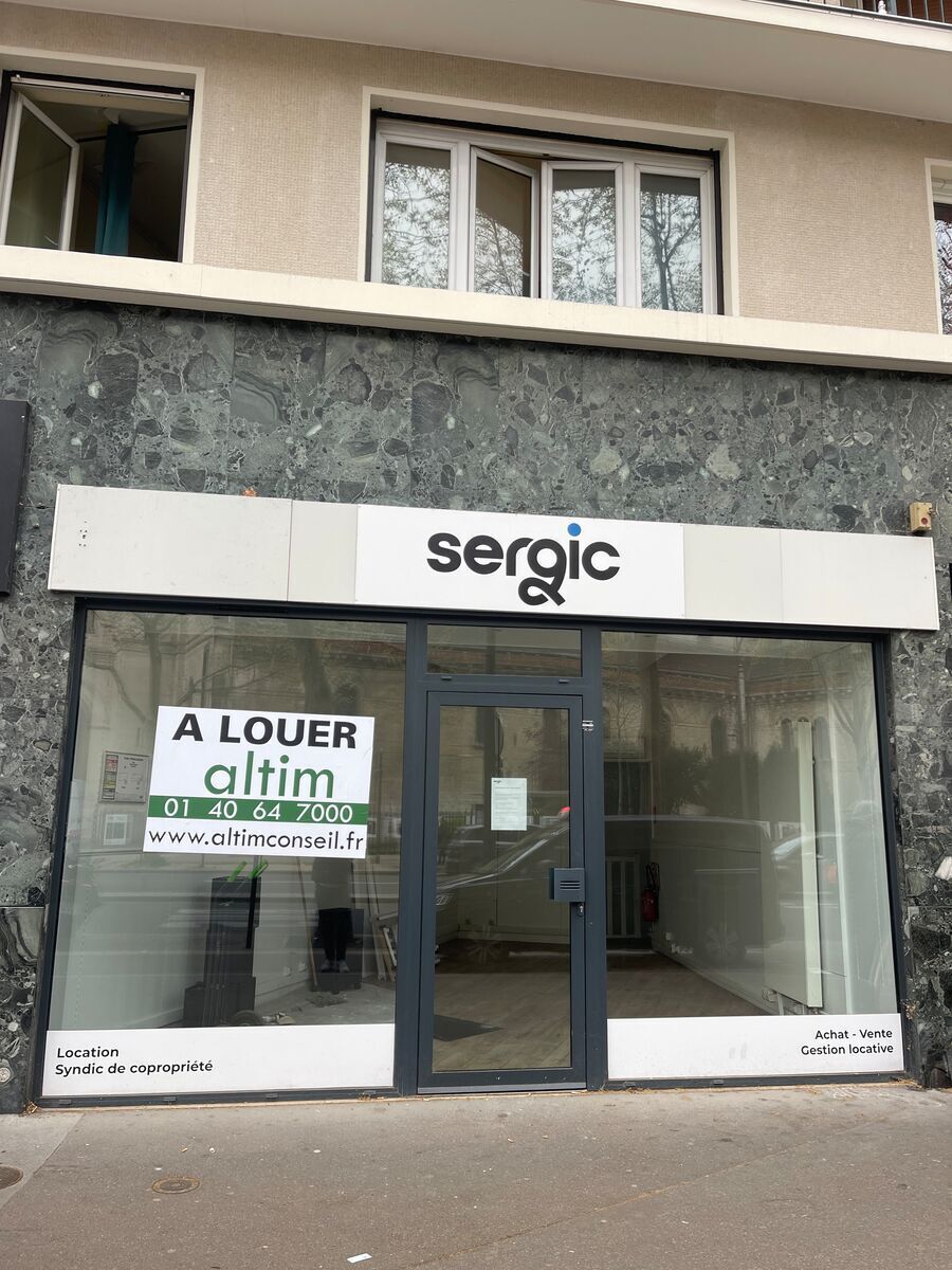 Retail in Paris for lease Building Photo- Image 1 of 28