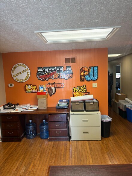 337 E Main St, Newark, DE à vendre - Photo intérieure - Image 2 de 4