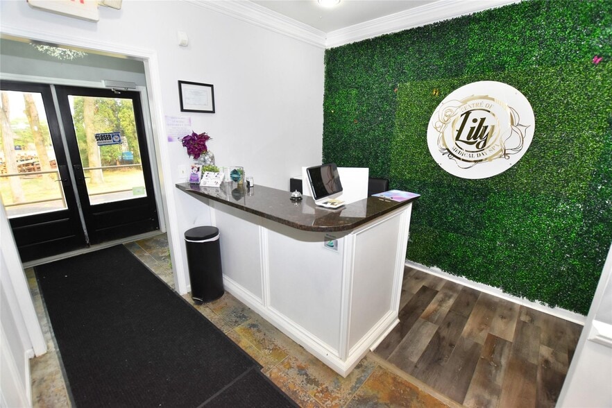 3438 Lennon Rd, Flint, MI à vendre - Photo du bâtiment - Image 3 de 21