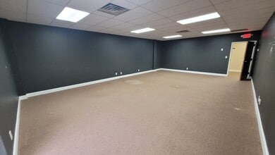 138 Park Ave, Winder, GA for lease Interior Photo- Image 1 of 2