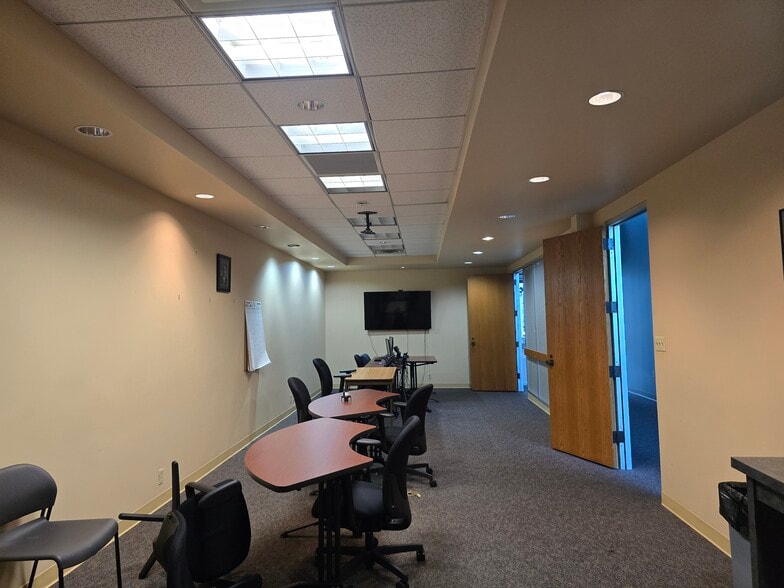 3920 Whitebrook Dr, Memphis, TN for sale - Building Photo - Image 2 of 12