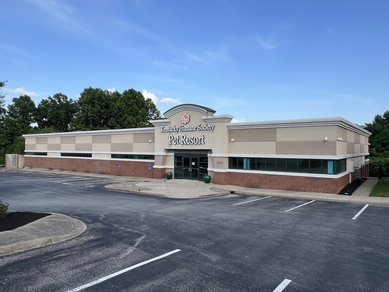 13300-13310 Magisterial Dr, Louisville, KY for lease - Building Photo - Image 1 of 5