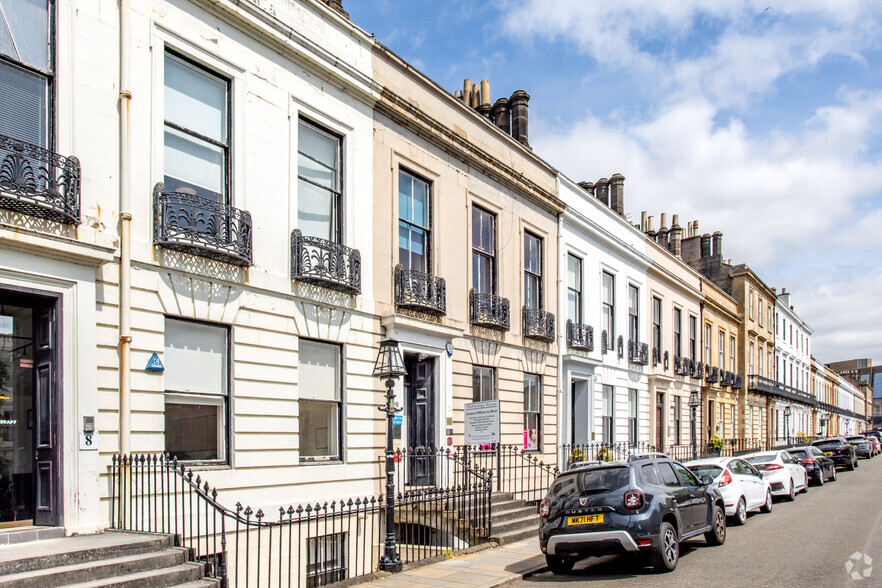 9 Newton Pl, Glasgow for sale - Building Photo - Image 1 of 1