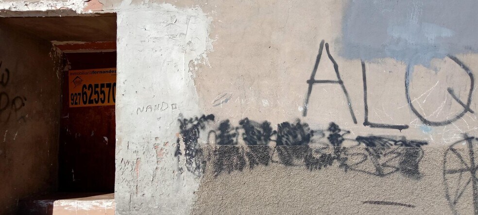 Commerce de détail dans Cáceres, Cáceres à vendre - Photo du bâtiment - Image 3 de 3