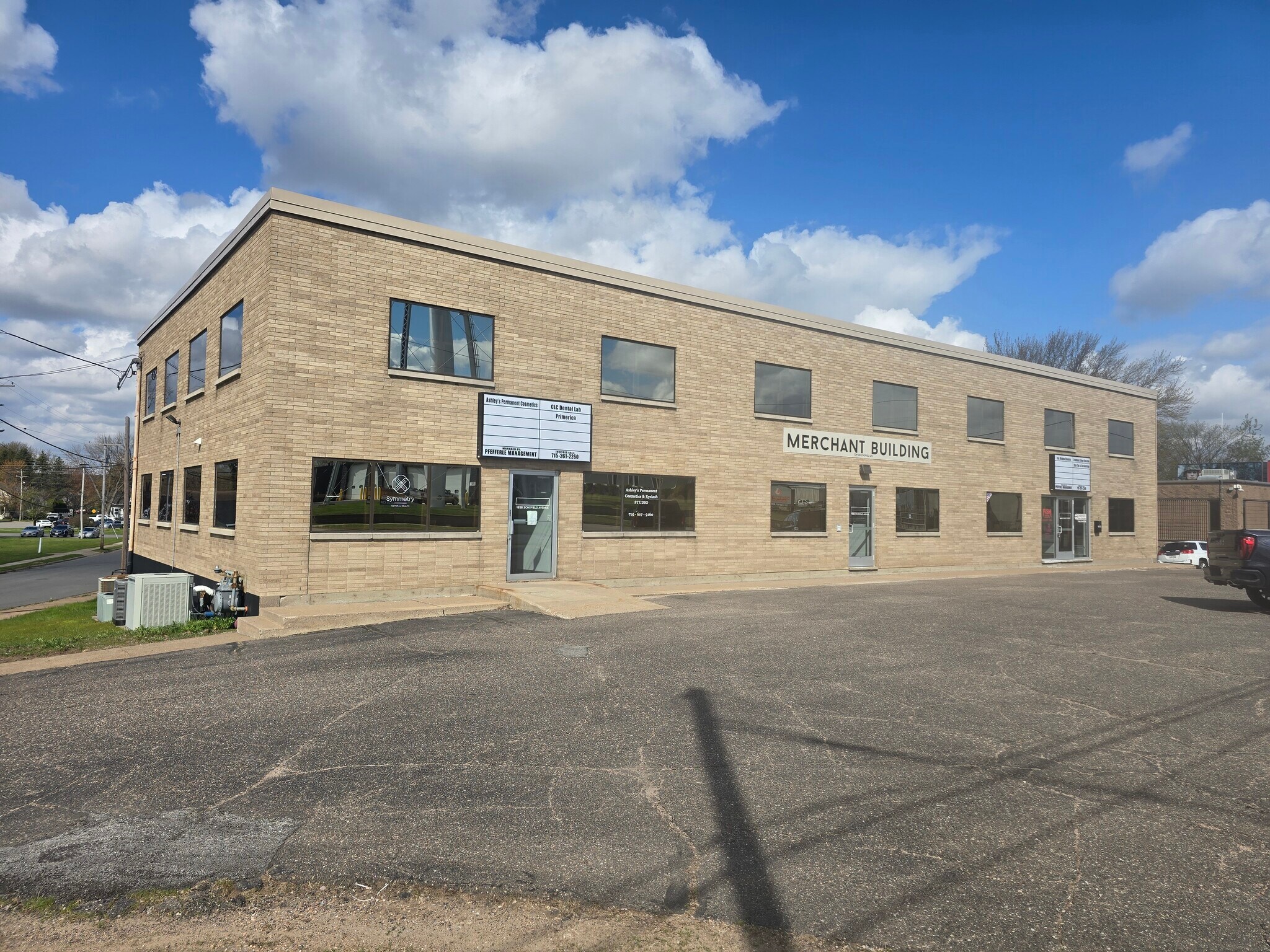 1326 Schofield Ave, Schofield, WI à louer Photo intérieure- Image 1 de 6
