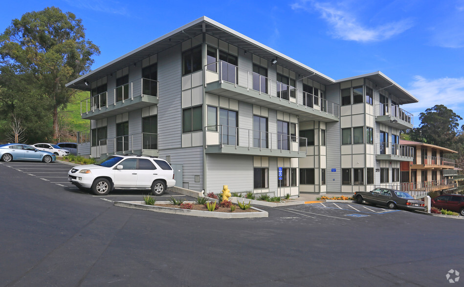 2970 Camino Diablo, Walnut Creek, CA for lease - Building Photo - Image 1 of 4