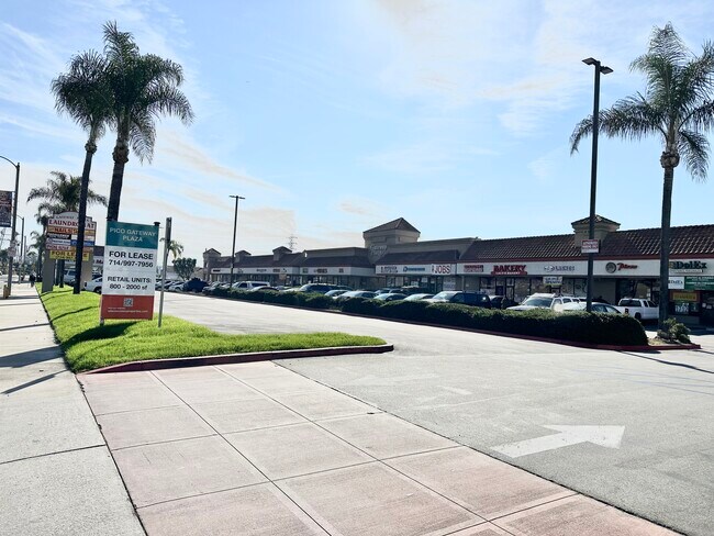 More details for 9432-9532 Whittier Blvd, Pico Rivera, CA - Retail for Lease